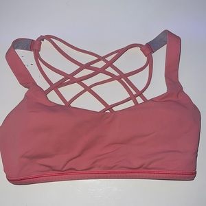 lululemon free to be wild bra SIZE 4